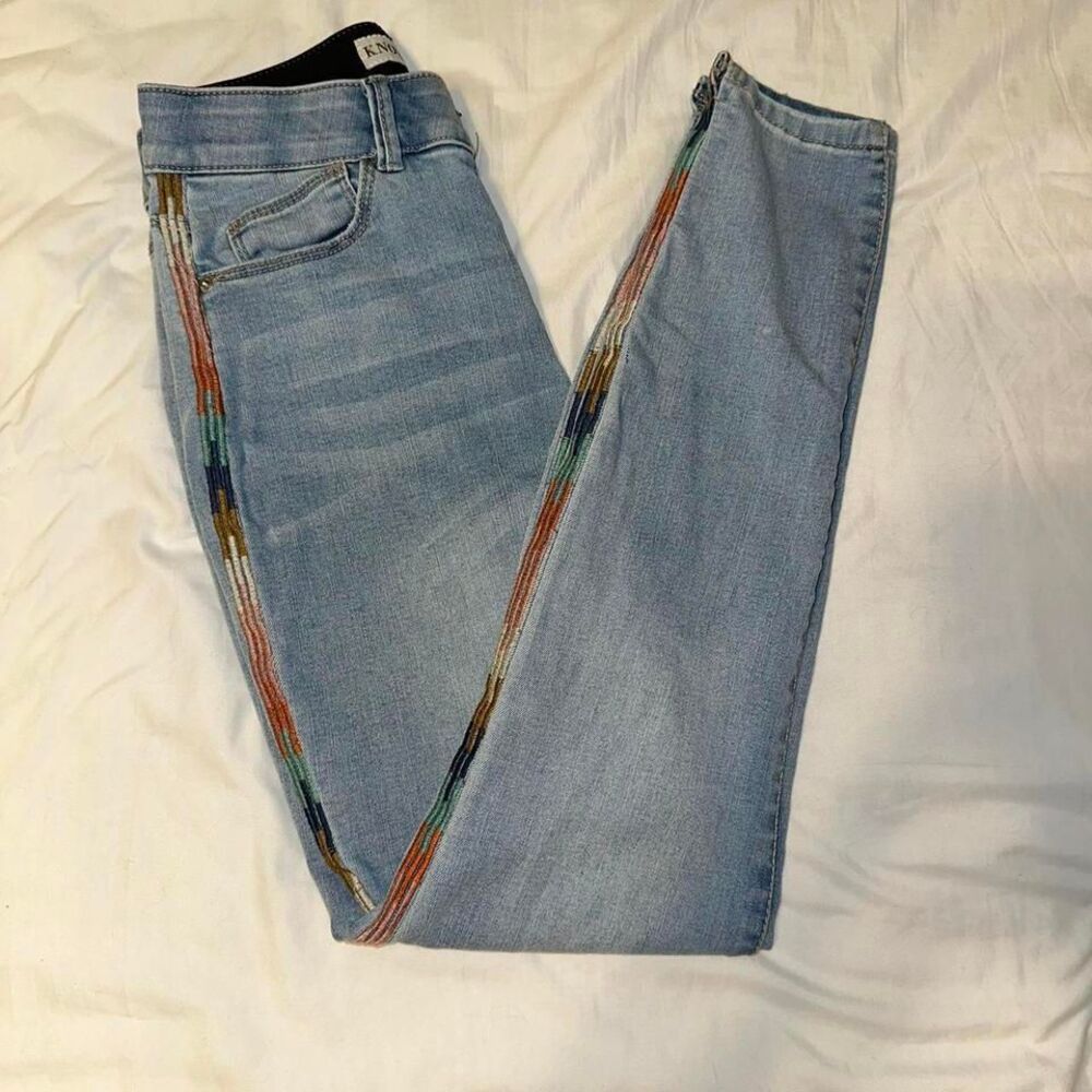 Knox Rose Sz 2 Light Wash High-Rise Skinny Jeans Rainbow Side Stripe Embroidered - Picture 2 of 3